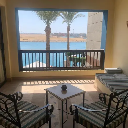Ferienwohnung Marina Bliss-Seaside Retreat